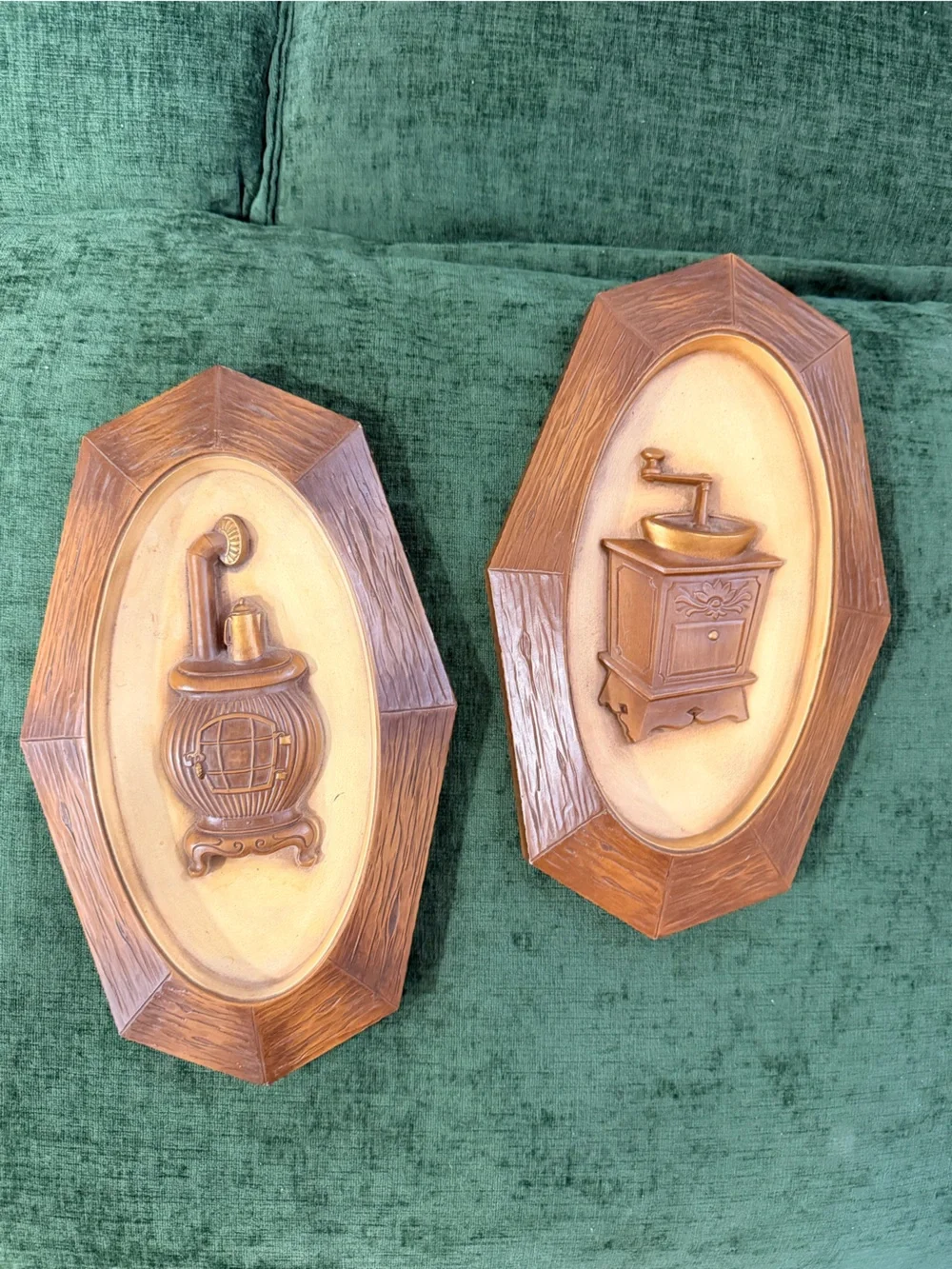 Vintage Brass-Tone Wall Plaques Pair - Brown & Gold Home Wall Decor
